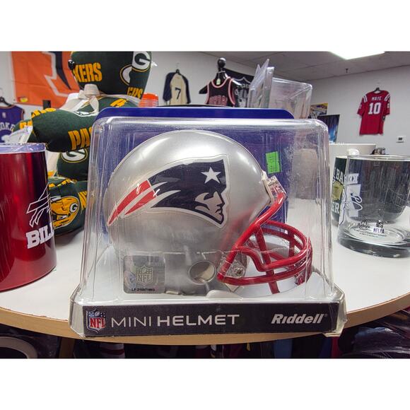 Patriots Riddell Mini Helmet - Picture 1 of 1